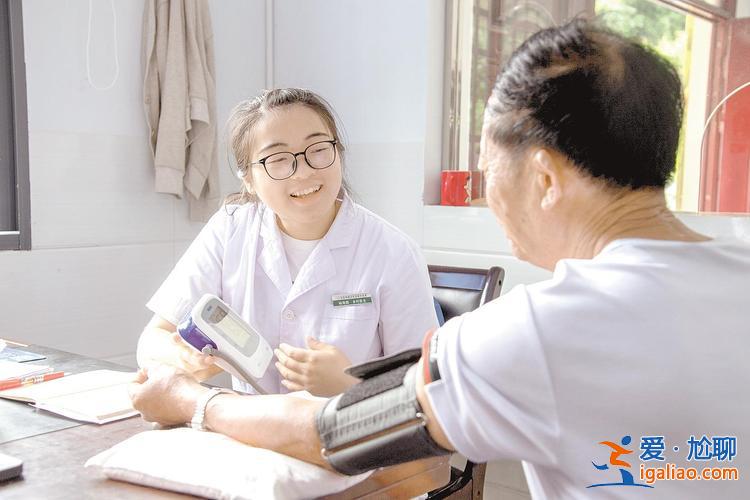 鄉醫提升學歷(鄉村醫生中專學歷提升大專學歷有用嗎)？