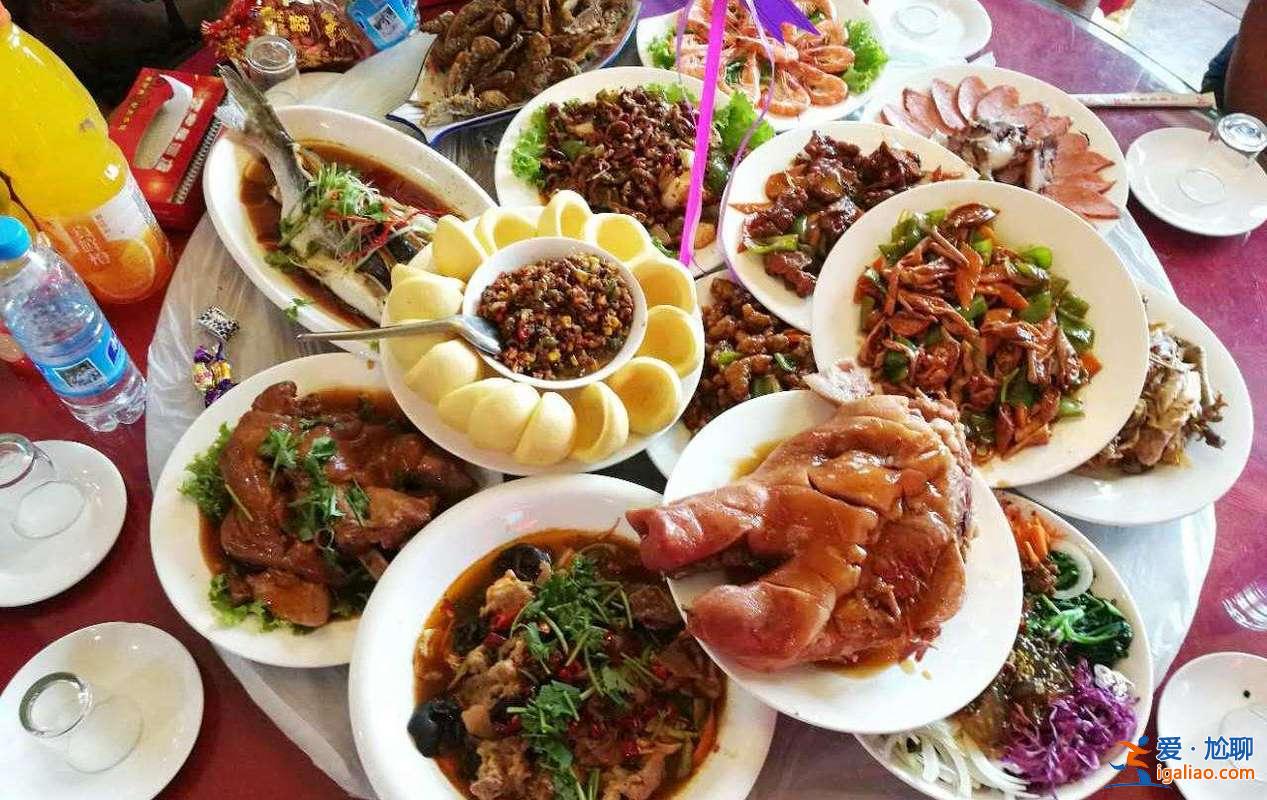 農村升學宴的發展趨勢(農村升學宴之風盛行，怎樣才能改變你怎么看)？