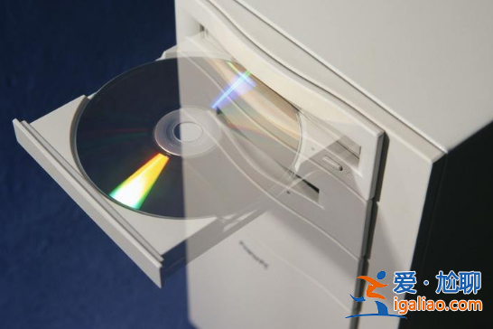 win10臺式電腦光驅打不開怎么辦？