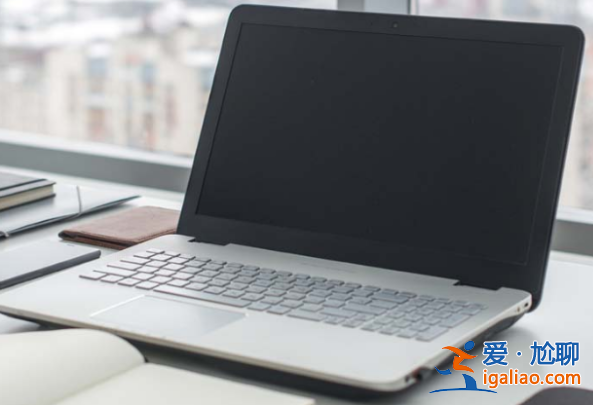 win7開機黑屏怎么辦？？